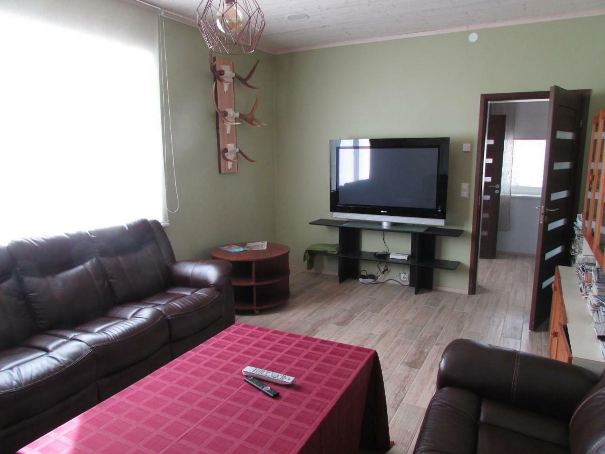 Kihelkonna Jahimaja Majutus Apartamento Exterior foto